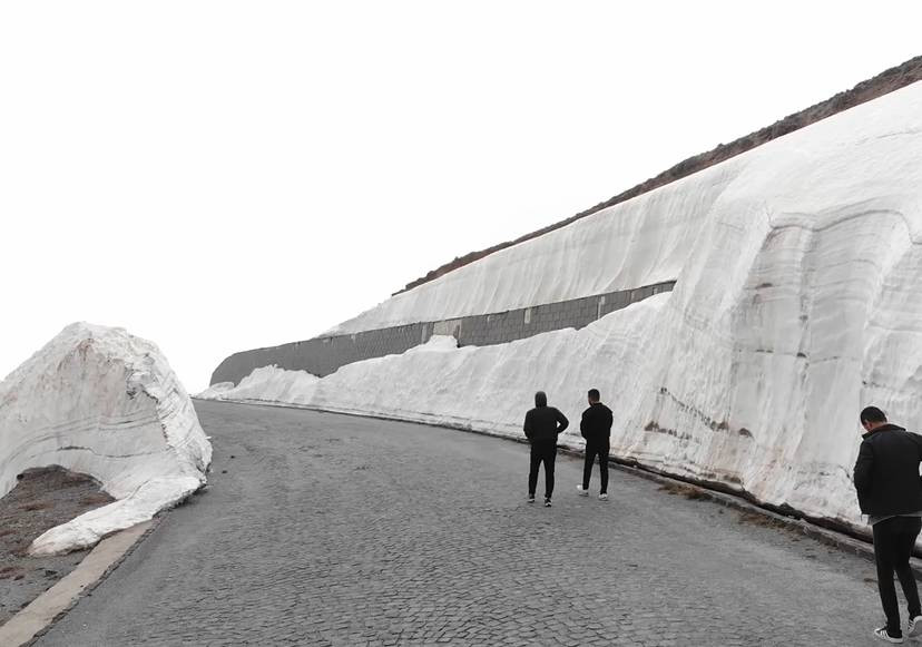 Mayıs bitti ama kar kalınlığı 5 metre. Görenler şaştı kaldı - Resim: 8